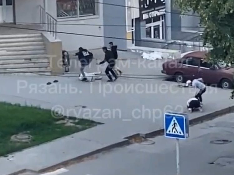 На улице Пушкина произошла массовая драка