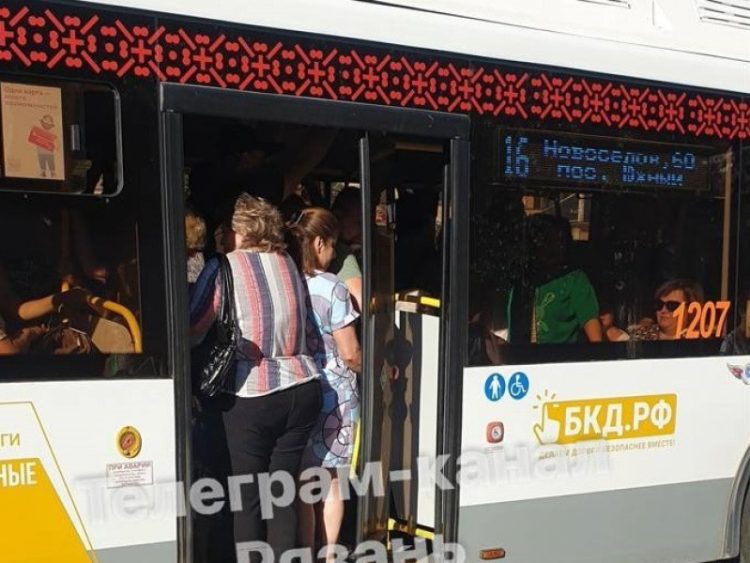 Рязанка сообщила о невозможности уехать с утра из Дашково-Песочни