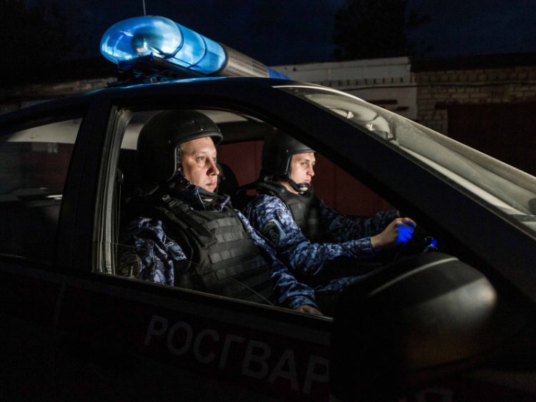 В рязанском Новомичуринске росгвардейцы задержали двух мотоциклистов без водительских прав