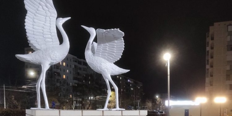 В рязанском Канищеве установили новую скульптуру в сквере "Белых журавлей" В рязанском Канищеве установили новую скульптуру в сквере «Белых журавлей»