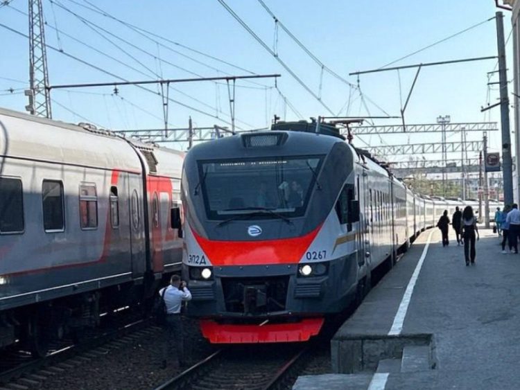 На железнодорожном вокзале "Рязань-1" засняли новую электричку серии «ЭП2Д»