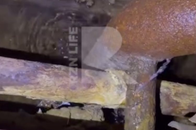 Подвал многоэтажки в Рязани залило из-за прогнивших коммуникаций