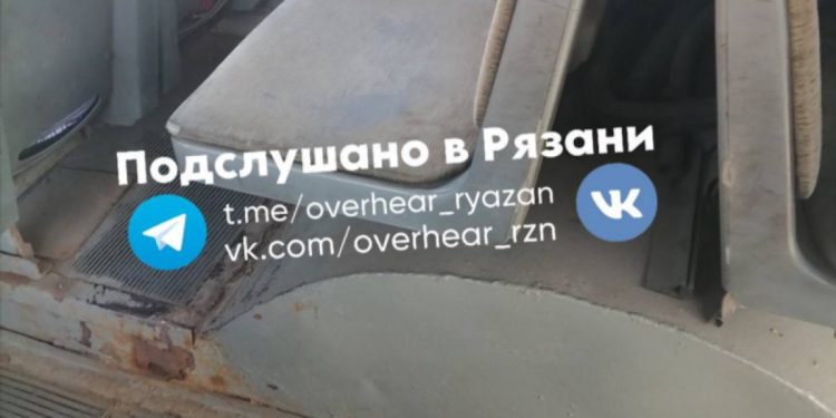 Рязанцы пожаловались на грязь в троллейбусе №5