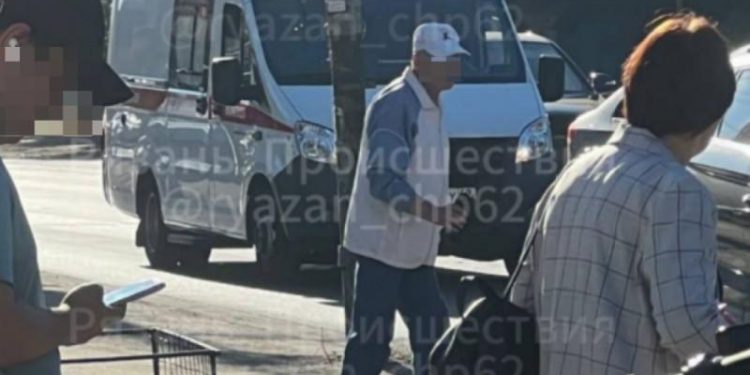 Рязанцы сообщили о пенсионере, пристающим к девушкам в Кальном