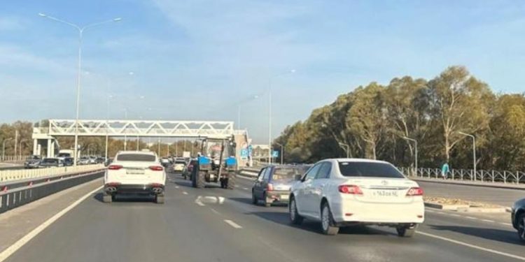 Рязанские водители возмутились работой светофоров на проезде Шабулина Рязанские водители возмутились работой светофоров на проезде Шабулина