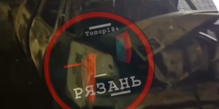 В ночь на 8 ноября на улице Зубковой сгорела легковушка