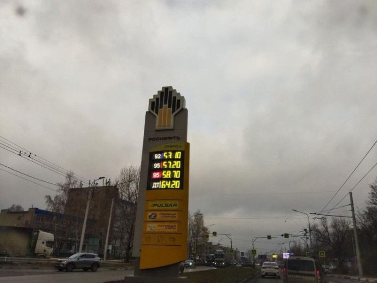 В Рязанской области снова заметили рост цен на бензин