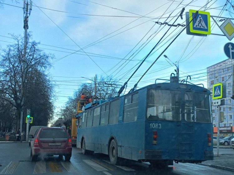 22 ноября в центре Рязани встали троллейбусы