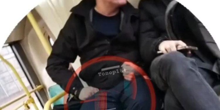 В рязанском автобусе №27 нетрезвый мужчина приставал к пассажирам