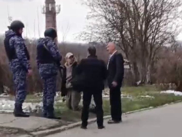 В рязанском Скопине мужчина неоднократно предлагал школьницам проводить их до дома