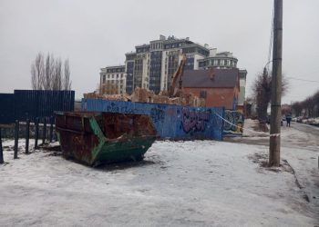 В центре Рязани сносят здание бывшей синагоги В центре Рязани сносят здание бывшей синагоги