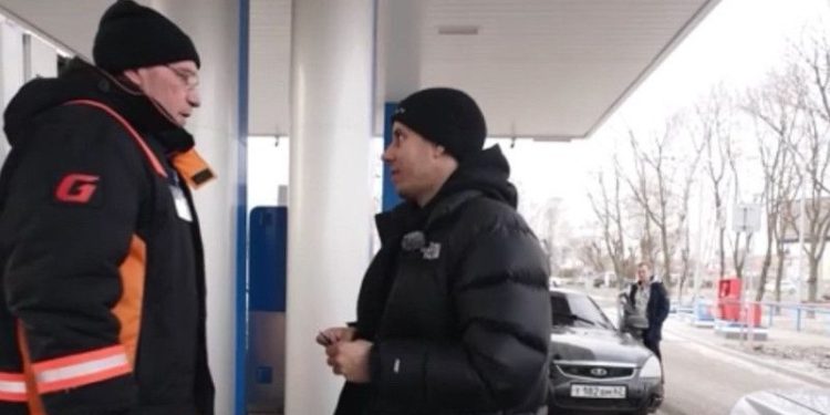 Приехавший в Рязань блогер Дима Гордей не нашел, кому подарить автомобиль