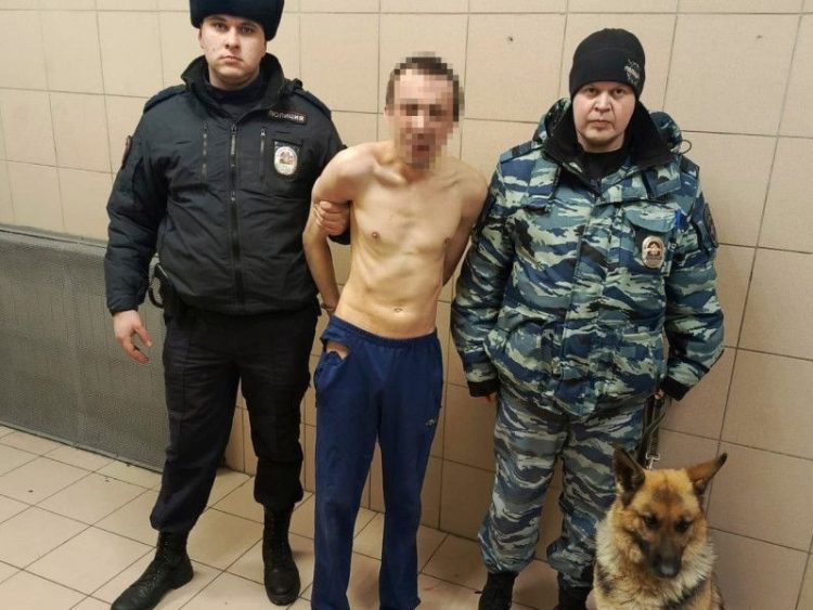 Пьяный рязанец угрожал зарезать мать осколком стекла