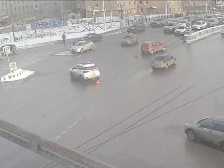 На Первомайском проспекте произошло ДТП