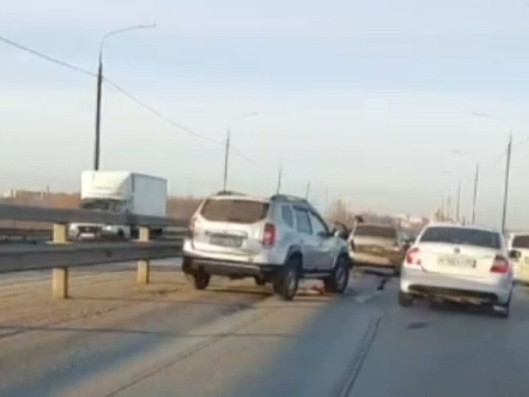 10 марта на Северной окружной дороге столкнулись 4 автомобиля