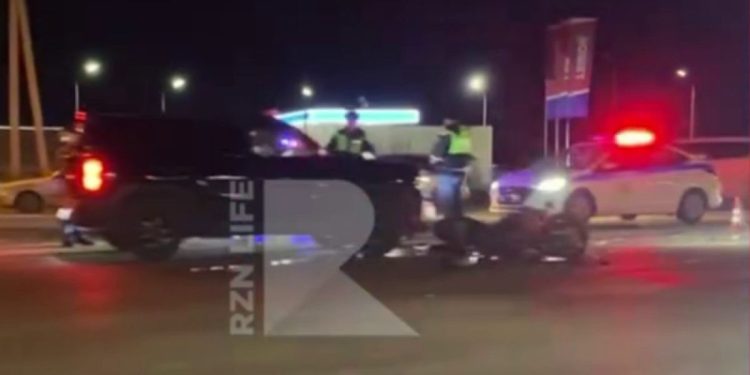 Под Рязанью столкнулись кроссовер и мотоцикл