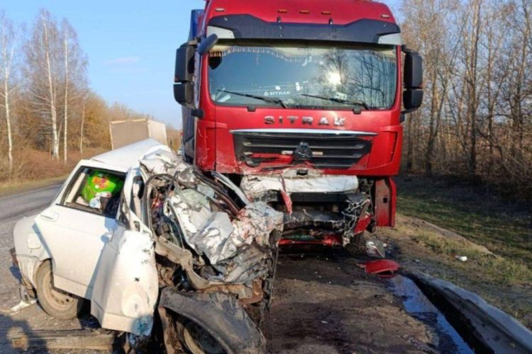 Погибшая в ДТП в Путятинском районе женщина находилась на 8 месяце беременности