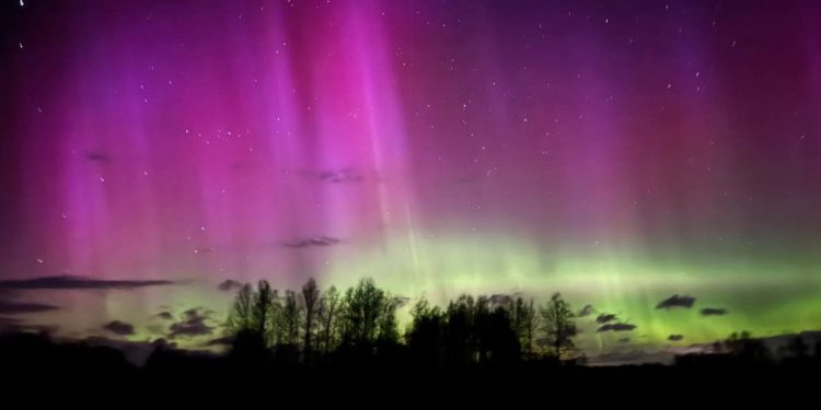 В ночь на 17 апреля в Рязанском области запечатлели северное сияние В ночь на 17 апреля в Рязанском области запечатлели северное сияние