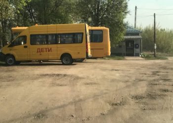 Жители Скопинского района пожаловались на состояние дороги, по которой следует школьный автобус Жители Скопинского района пожаловались на состояние дороги, по которой следует школьный автобус