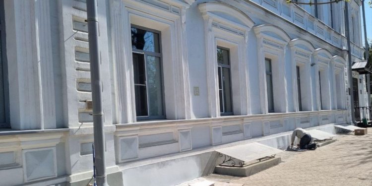 В Рязани начали ремонтировать здание женской консультации №1