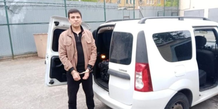 Рязанские полицейские выдворили из России 5 мигрантов-нарушителей