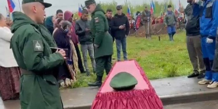 В рязанском Дягилеве простились с погибшим на СВО бойцом