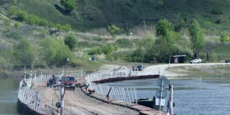 20 мая в Спасском районе закрыли движение по наплавному мосту через Оку