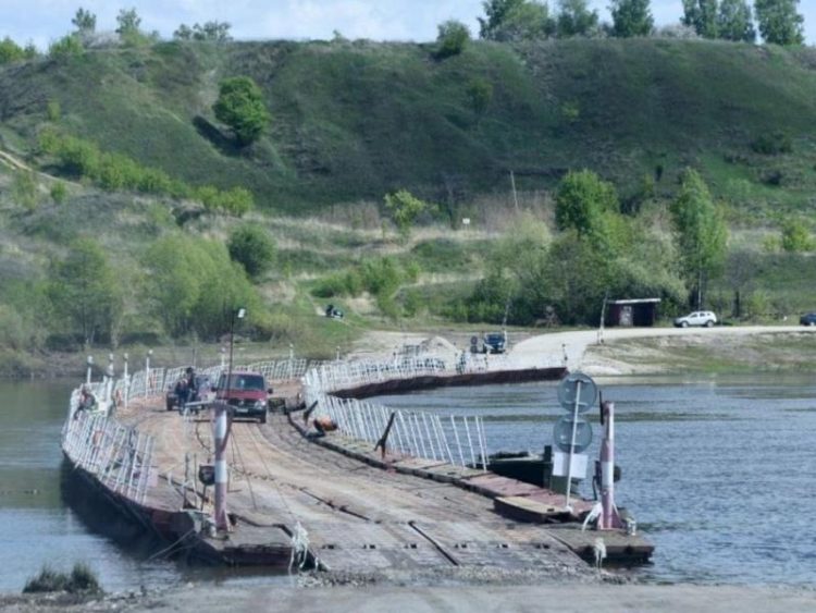 20 мая в Спасском районе закрыли движение по наплавному мосту через Оку