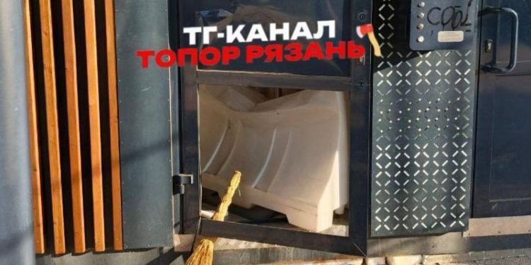 Рязанцы пожаловались на сломанный общественный туалет на Лыбедском бульваре