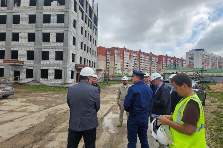 В Рязани проверили ход строительства рязанского филиала поликлиники № 11