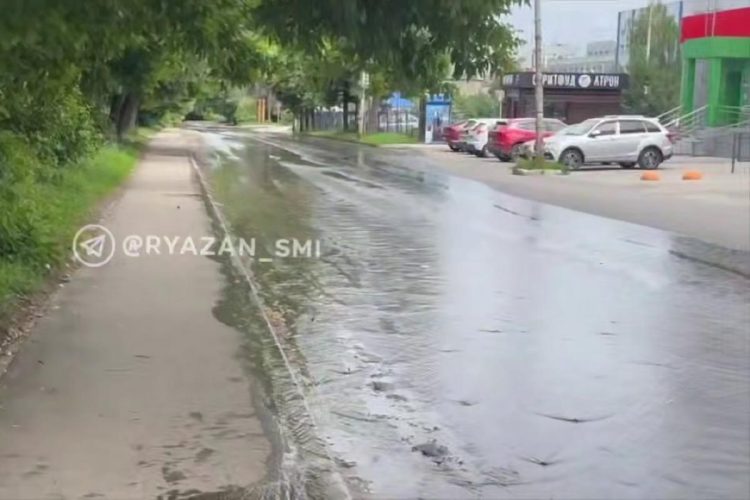 6 июля затопило улицу Колхозную