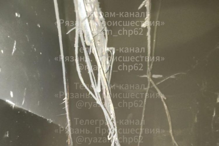 В Сети появились снимки с места пожара на улице Стройкова