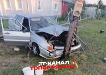 В Касимовском округе водитель «Lada» врезался в  столб, пострадал человек