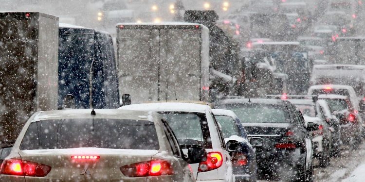 Утром 12 декабря на рязанских дорогах образовались 10-балльне пробки