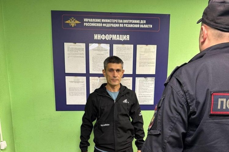 Рязанские полицейские выдворили из России 5 мигрантов-нарушителей