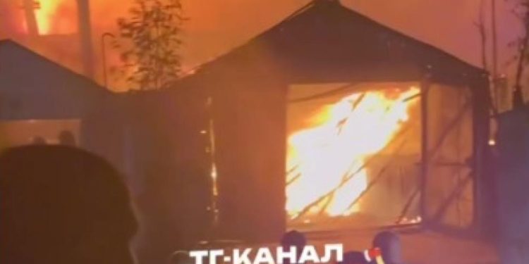 В Рязанском районе произошел крупный пожар В Рязанском районе произошел крупный пожар