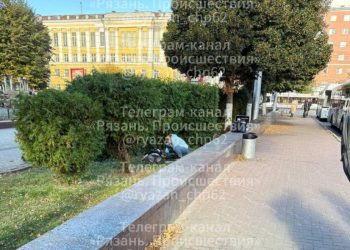 На рязанской площади Театральной обнаружили труп На рязанской площади Театральной обнаружили труп
