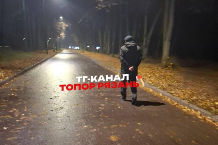 В рязанском ЦПКиО снова засняли онаниста