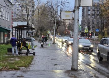 Рязанские водители пожаловались на пробки после открытия двустороннего движения на улице Новой Рязанские водители пожаловались на пробки после открытия двустороннего движения на улице Новой