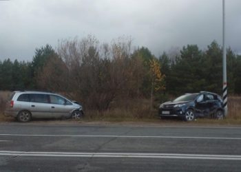 В Клепиковском районе столкнулись два легковых автомобиля