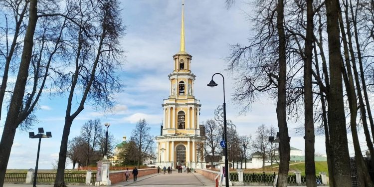 В районе Рязанского кремля выявили превышение ПДК сероводорода