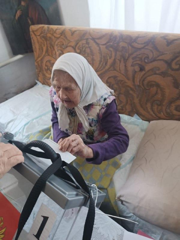 108-летняя жительница Шиловского района проголосовала на дому