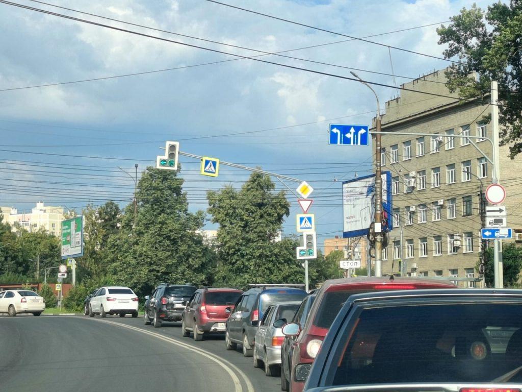 На рязанском проезде Яблочкова второй раз за месяц поменяли дорожные знаки