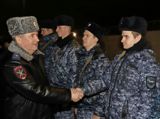 Рязанцы встретили сводный отряд полиции, вернувшийся из командировки на Северном Кавказе