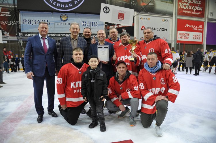 В Рязани завершился 13-й сезон Ночной хоккейной лиги