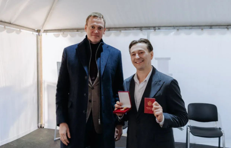 Малков вручил актеру Безрукову почетный знак «За заслуги перед Рязанской областью»