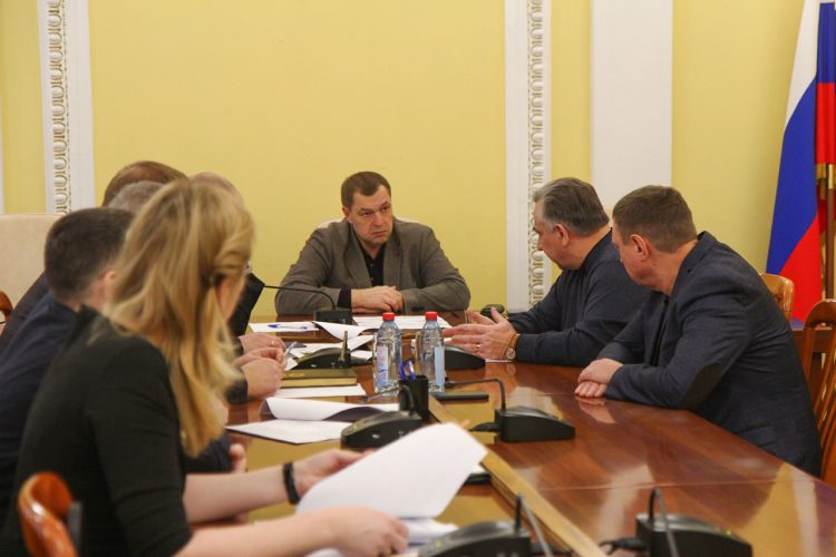 Рязанцы пожаловались Артемову на состояние асфальтового покрытия