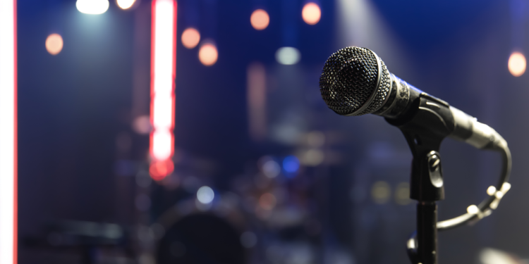 Роспатент отказал певцу Shaman в регистрации товарного знака «Я русский»