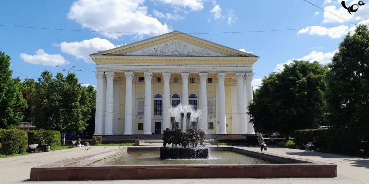 Губернатор Малков рассказал о благоустройстве площади Театральной