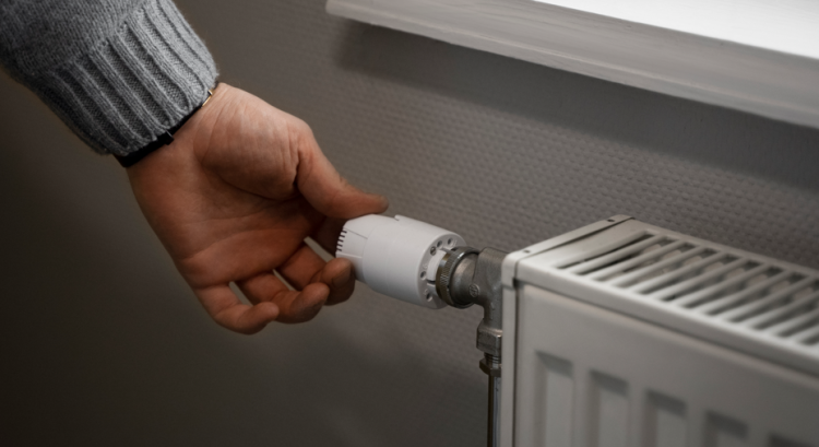 Виталий Артемов рассказал, когда в Рязани начнут включать отопление